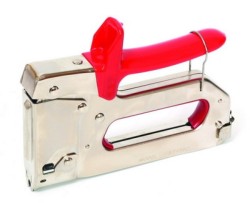 (obrázek pro) Pistole sponkovací M77