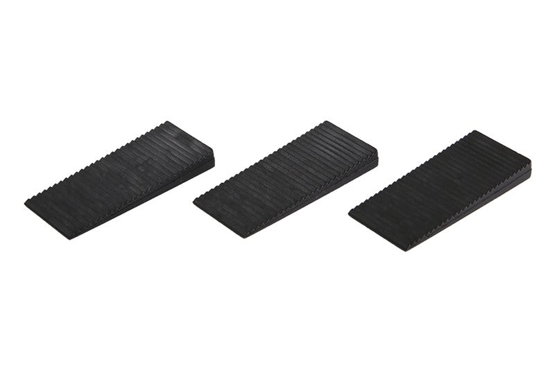 (obrázek pro) Montážní klínky plastové 70x30x8mm 50ks